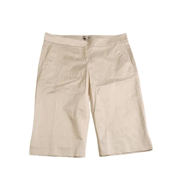 Bebe white satin Bermuda Dressy Vacation shorts size 10 - Picture 2 of 9